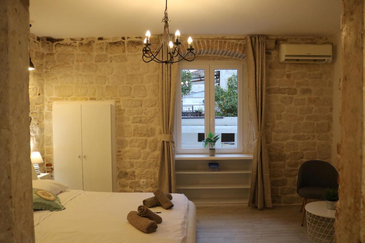 Studios Kadena Trogir - 18Th Century Stone House Dış mekan fotoğraf