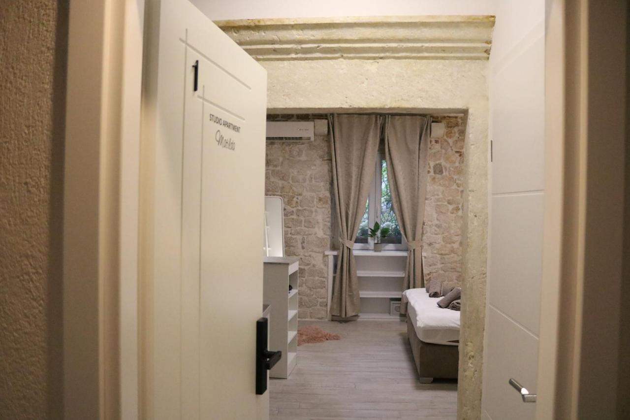 Studios Kadena Trogir - 18Th Century Stone House Dış mekan fotoğraf