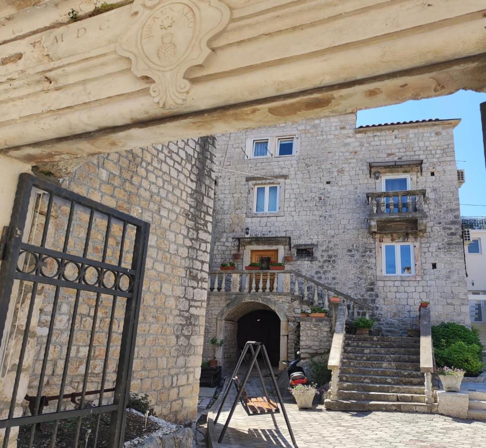 Studios Kadena Trogir - 18Th Century Stone House Dış mekan fotoğraf