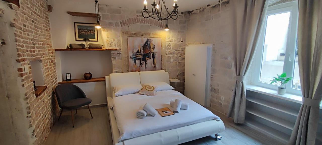 Studios Kadena Trogir - 18Th Century Stone House Dış mekan fotoğraf